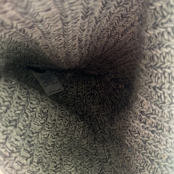 LOVE YOUR MELON grey/white pom hat - Picture 3 of 4